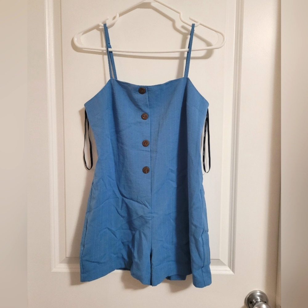 NWT Forever 21 Romper size small